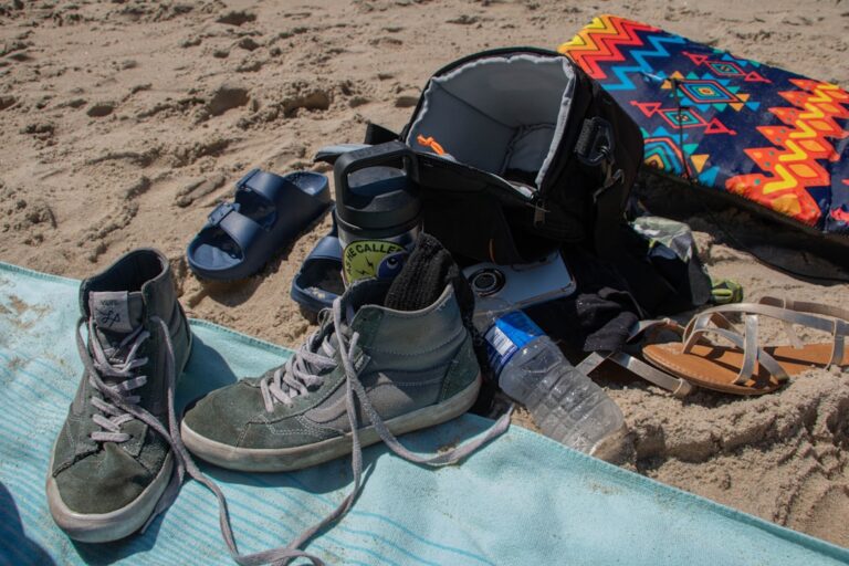 How to Choose the Best Travel Accessories for Your Next Trip
